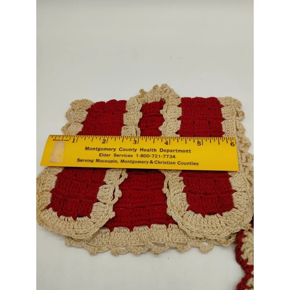 Lot Of 4 Vintage Crocheted Handmade Kitchen Pot Holders